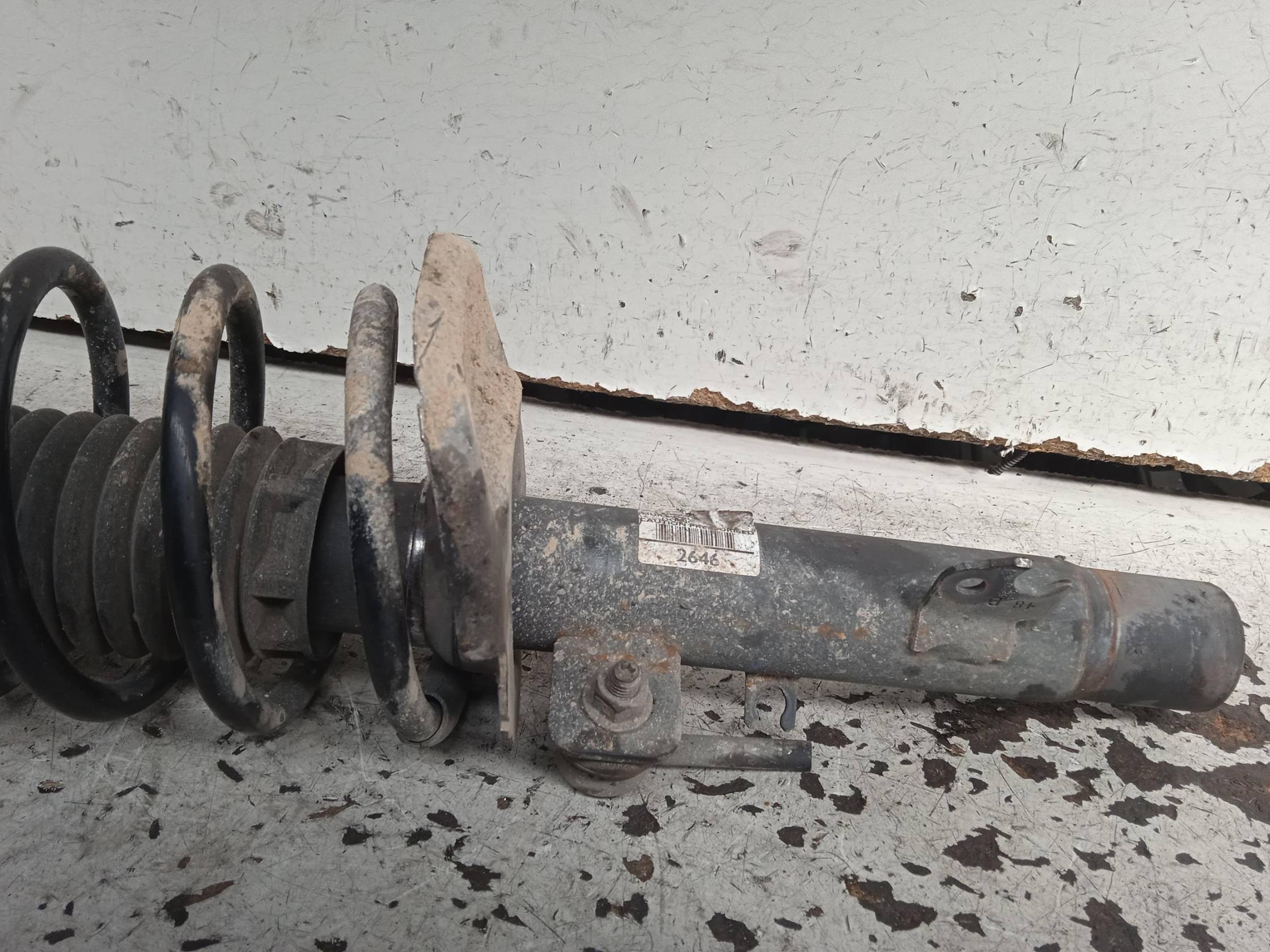 Ammortizzatore ant. dx.